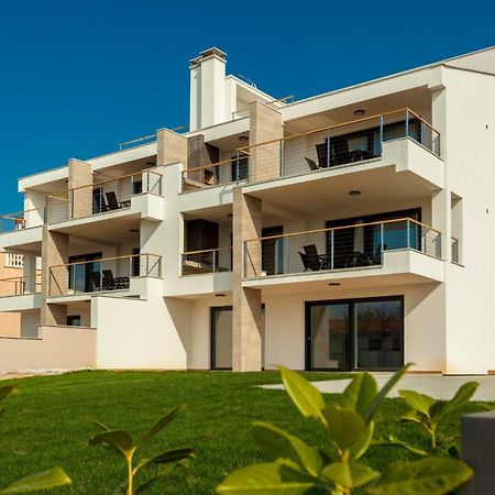 Apartments Kudec By El-Pi Tours مالينسكا المظهر الخارجي الصورة