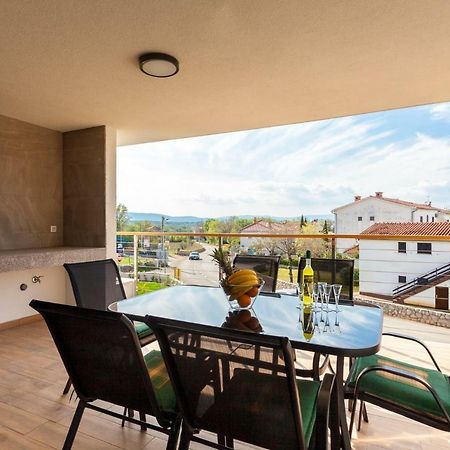 Apartments Kudec By El-Pi Tours مالينسكا المظهر الخارجي الصورة