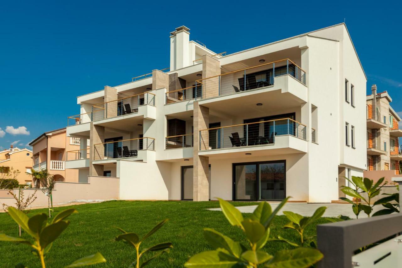 Apartments Kudec By El-Pi Tours مالينسكا المظهر الخارجي الصورة