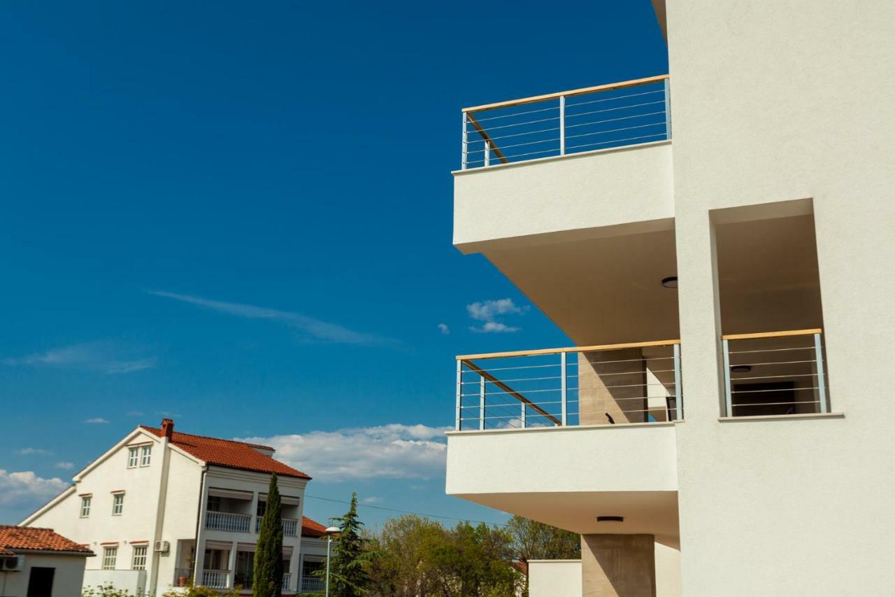 Apartments Kudec By El-Pi Tours مالينسكا المظهر الخارجي الصورة