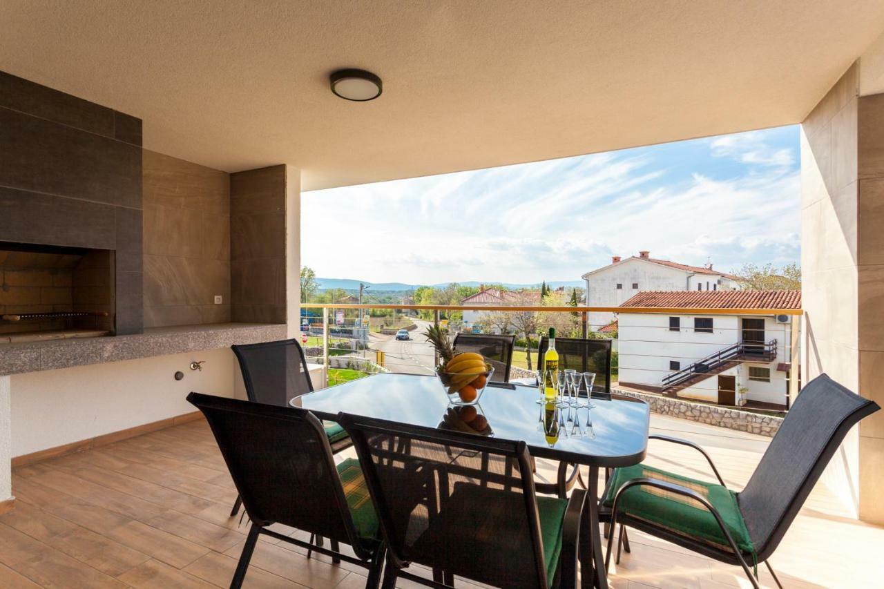 Apartments Kudec By El-Pi Tours مالينسكا المظهر الخارجي الصورة