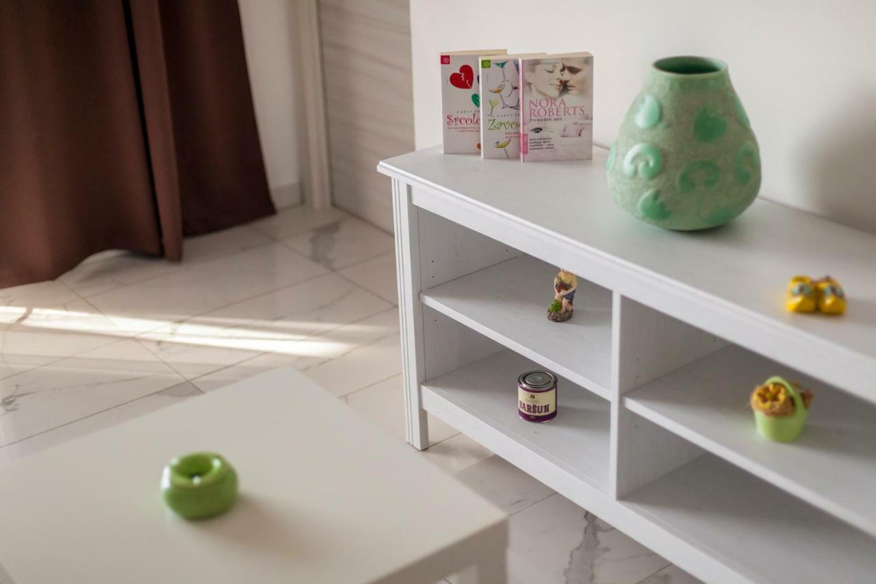 Apartments Kudec By El-Pi Tours مالينسكا المظهر الخارجي الصورة