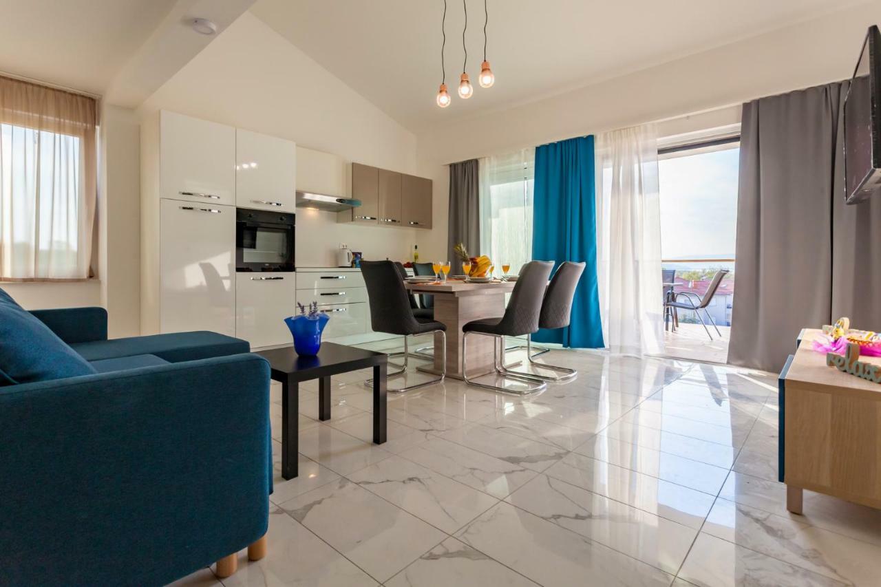 Apartments Kudec By El-Pi Tours مالينسكا المظهر الخارجي الصورة