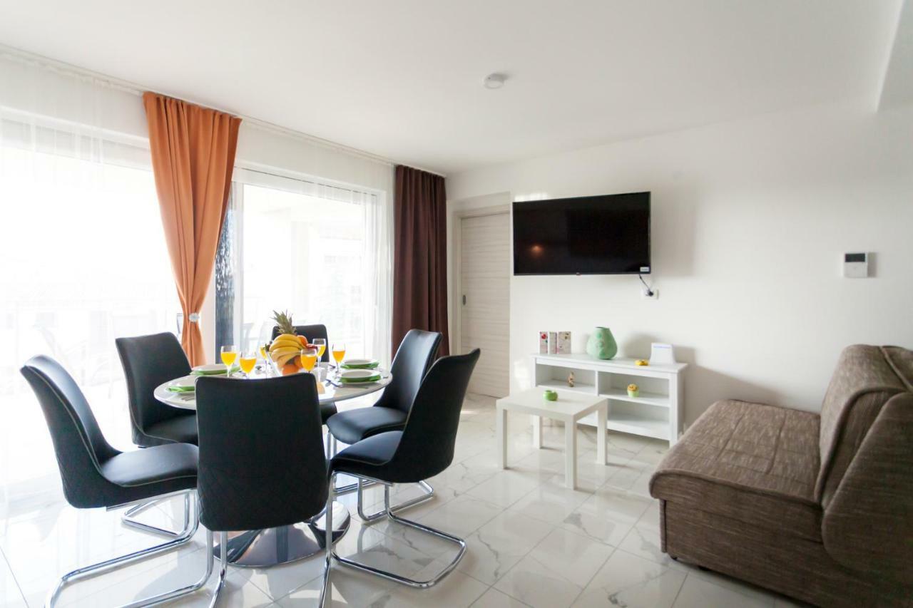 Apartments Kudec By El-Pi Tours مالينسكا المظهر الخارجي الصورة